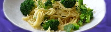 Creamy Garlic Pasta with Broccoli