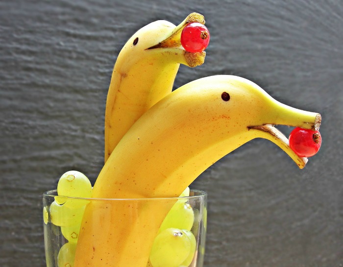 Banana dolphins