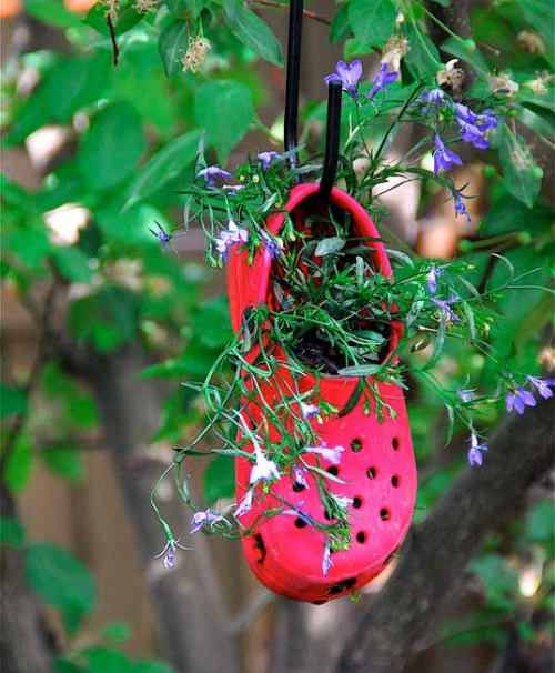 Crock planter
