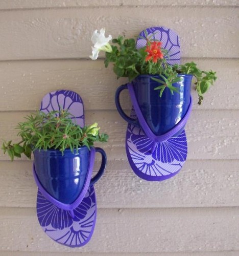 If you have flip flops and a mug, you have a cute planter