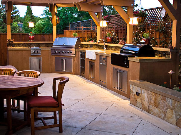 outdoor kitchens