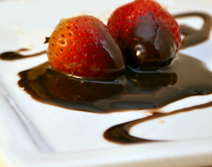 strawberries in melted chocolate