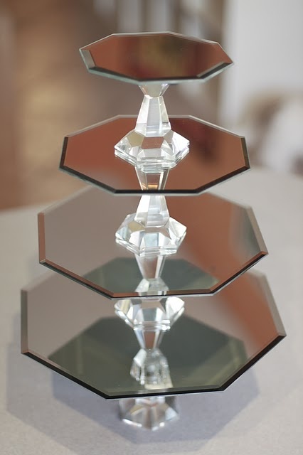 Mirrored cake stands