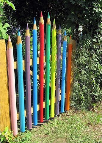 Gates made to look like pencils.