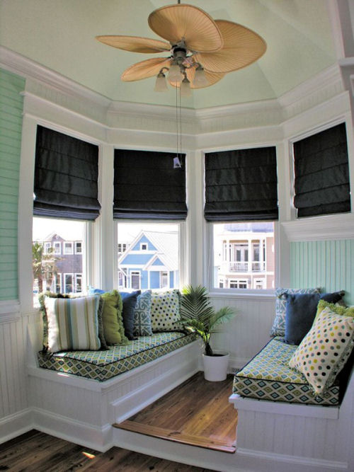 Fabulous nook with rounded windows