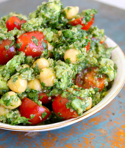 lemon quinoa chickpea cilantro salad
