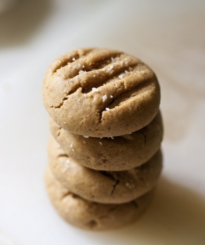 Whole wheat peanut butter cookies