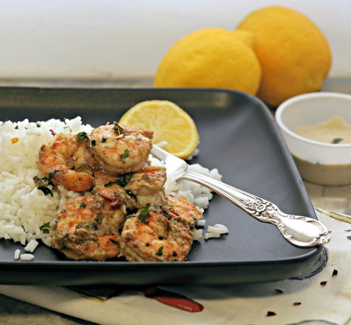 Tandoori shrimp and rice with lemon