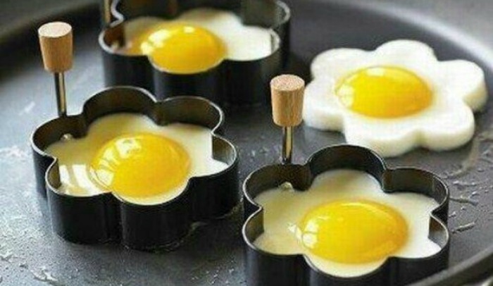 flower shaped eggs