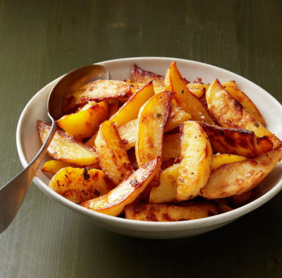 Crispy Garlic Sage Potatoes