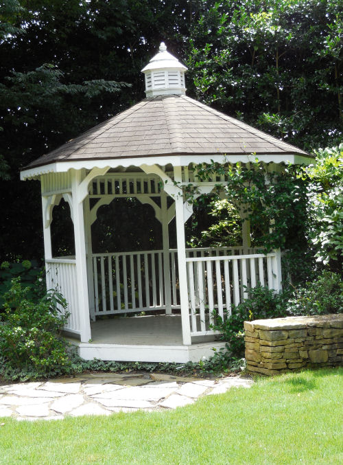 Gazebo in the White Gardens