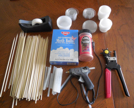 Materials for squirrel repellants