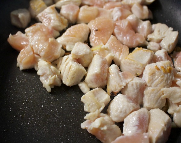 cooked chicken pieces