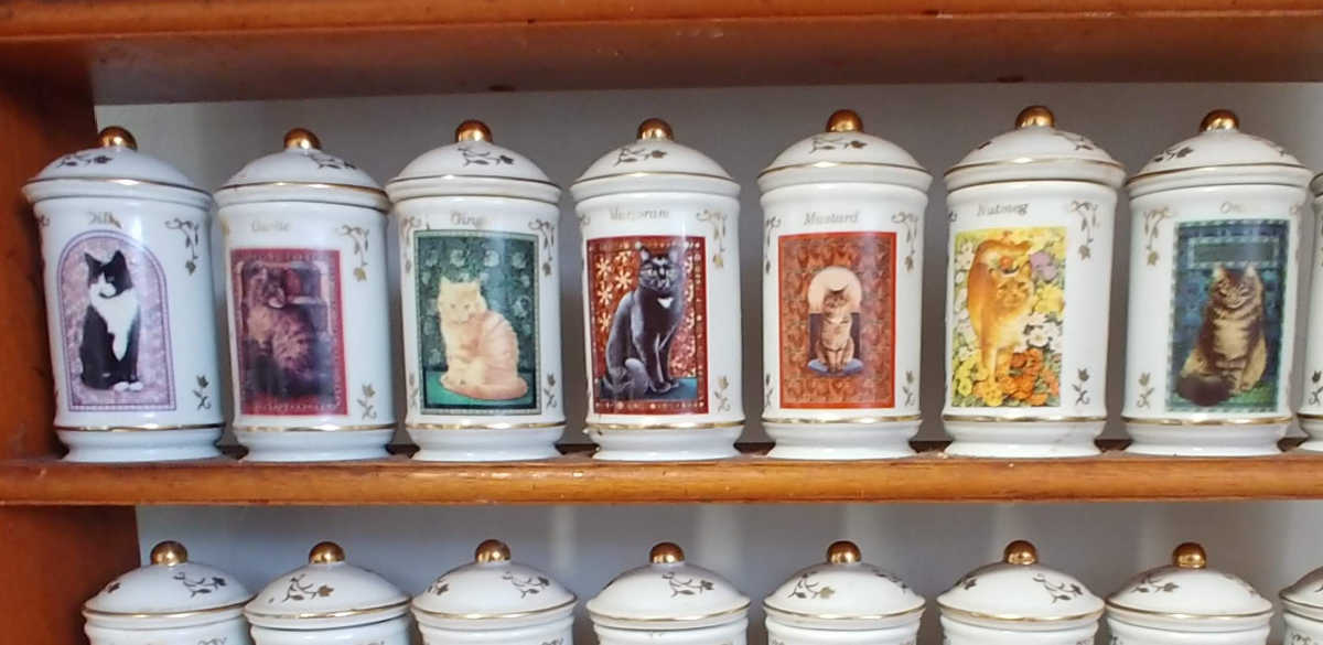 Lenox Cats of Distinction spice jars.