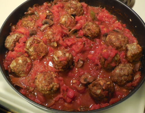 meatballs in sauce