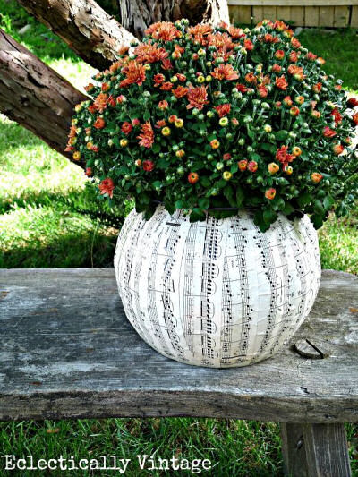 Halloween pumpkin DIY musical planter