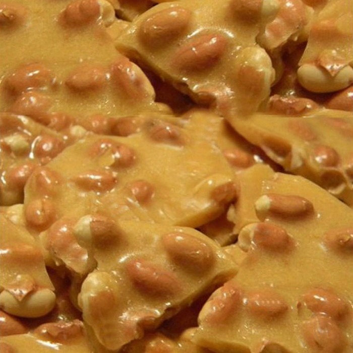 Microwave Peanut Brittle – Homemade Nut Brittle with a Delicious Crunch
