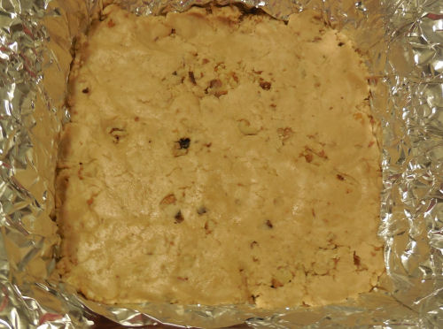 Vegan peanut butter walnut fudge