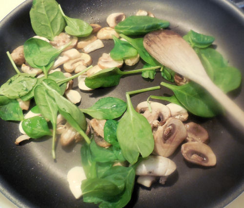 spinach and mushrooms