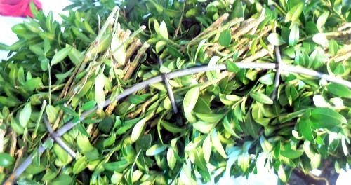 back of the wreath form