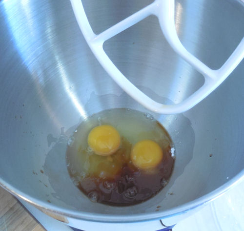 eggs and extract