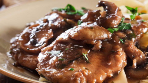 Mushroom Chicken with White Wine Sauce