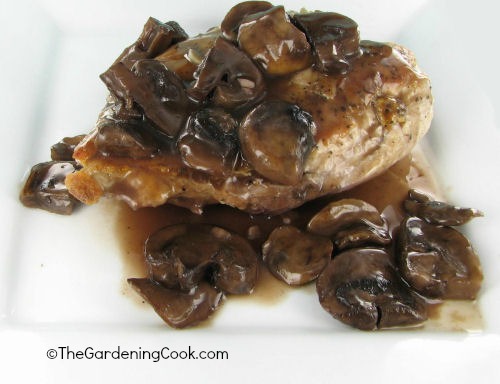 Chicken in Red Wine Sauce