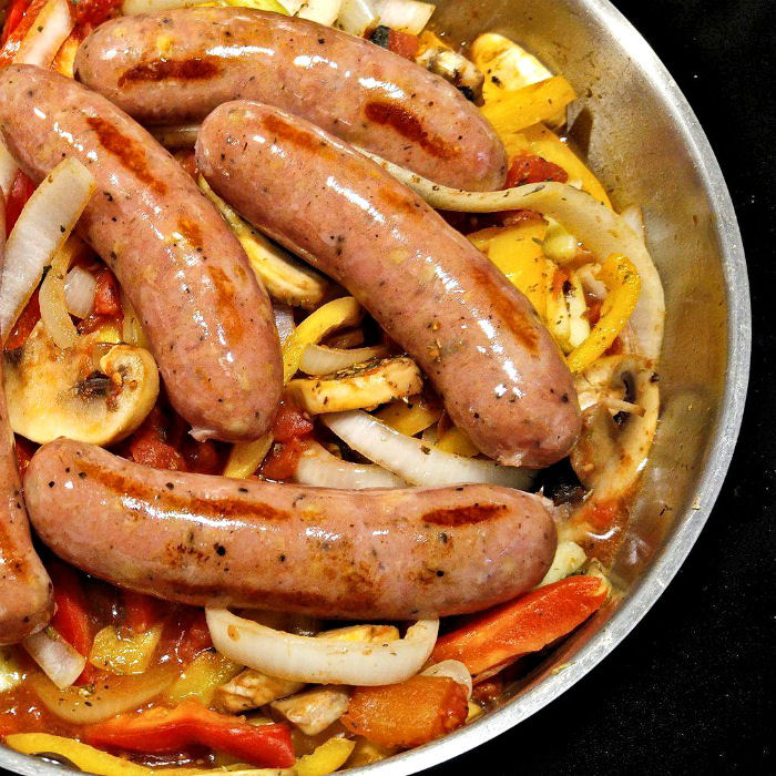 Baked Italian Sausage and Peppers – Easy One Pot Recipe