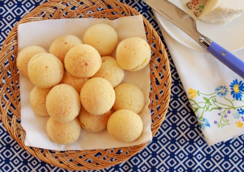 Brazilian Gluten Free Treat - Pão de Queijo - Cheese Rolls
