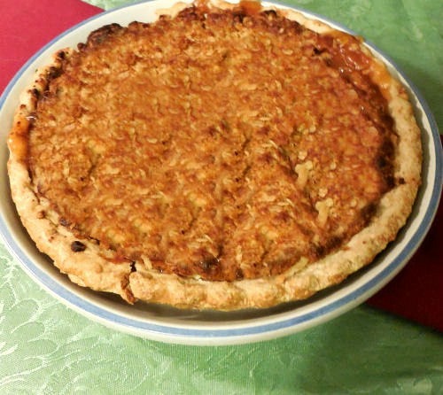 Dutch apple streusel pie