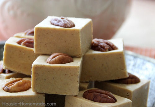 Pumpkin pie fudge recipe from hoosierhomemade.com