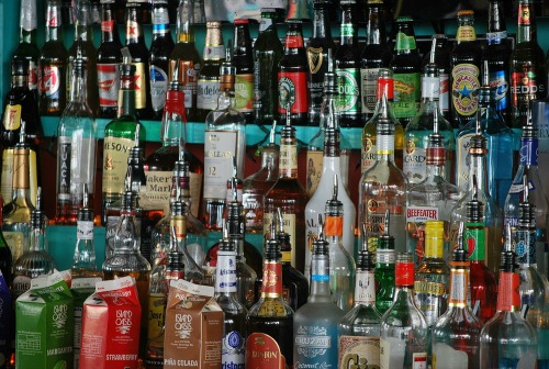 Avoiding alcohol helps to avoid holiday weight gain