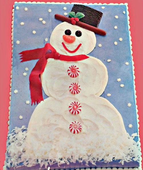 Sweet snowman Christmas cake