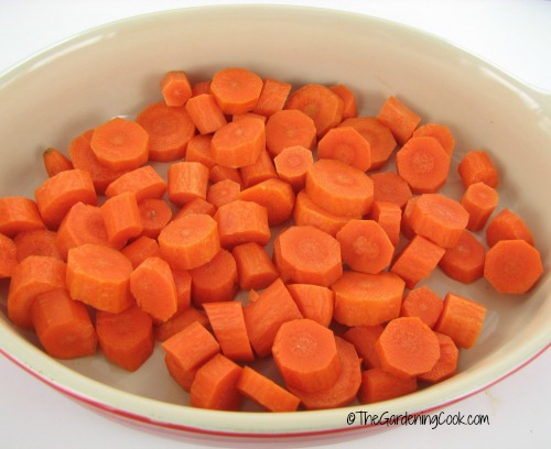 sliced carrots