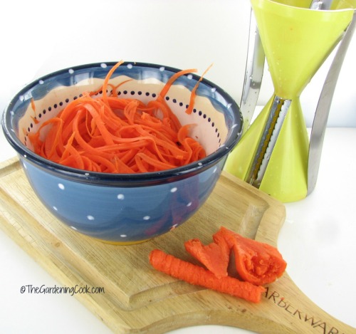 vegetable spiralizer with carrots