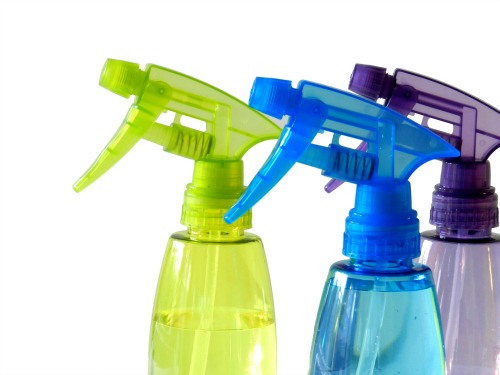 a spray bottle and water helps with humidity