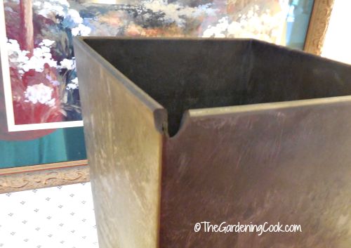 broken pot needs repair