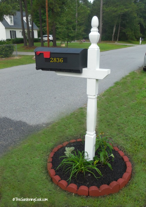 Finished Mailbox make over