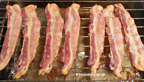 Bacon cooked in the oven