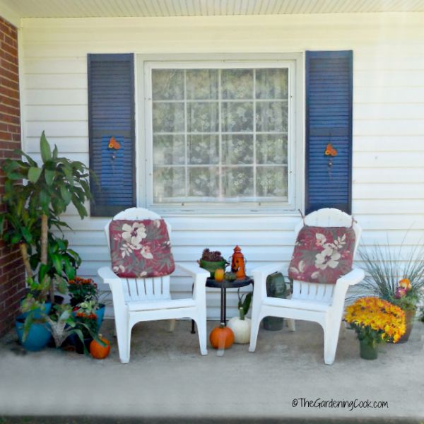 Budget  Friendly Fall Patio Makeover