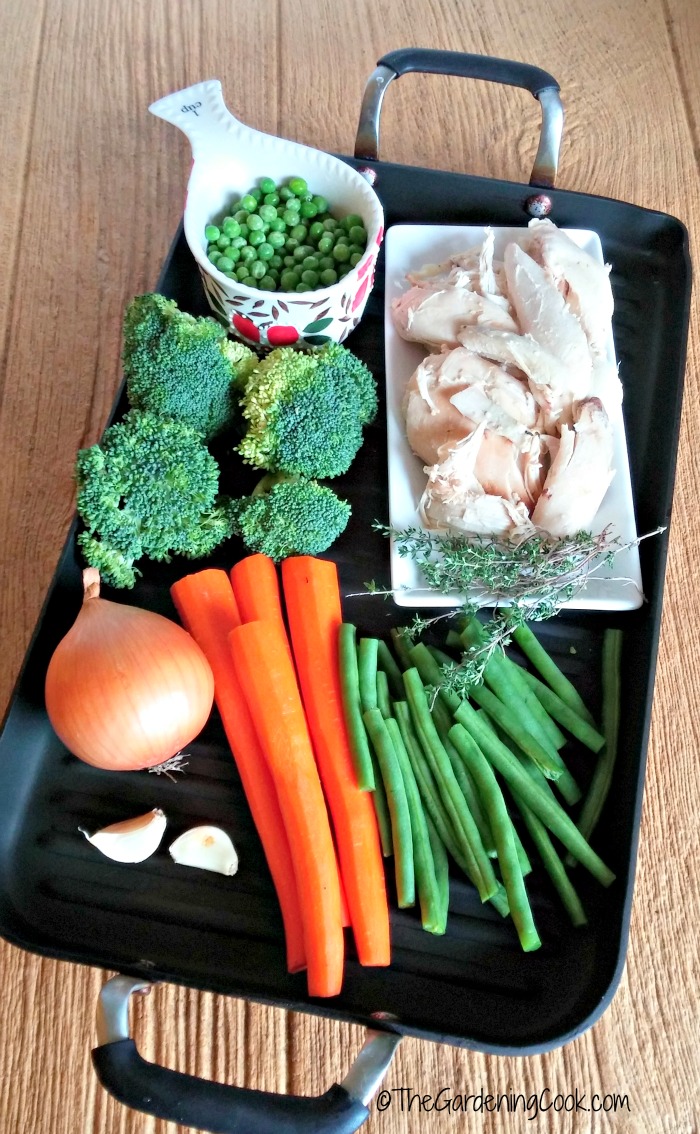 VEgetables and chicken for the pot pie