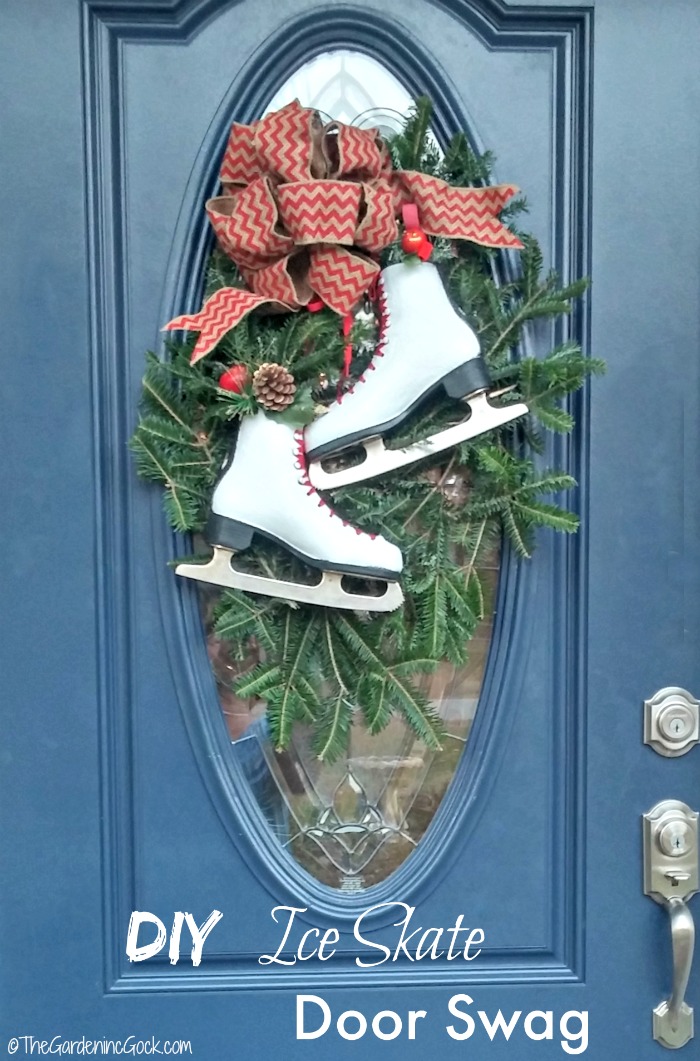 This festive ice skate swag looks perfect on a front door with an oval glass panel. The skates add a whimsical touch to the burlap bow and gives the whole project a country look. thegardeningcook.com
