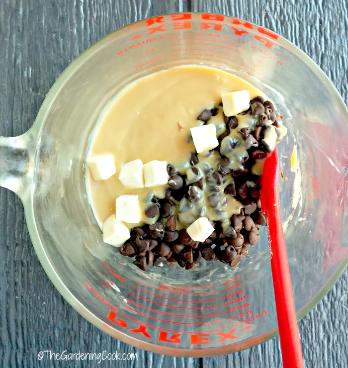 milk chocolate layer