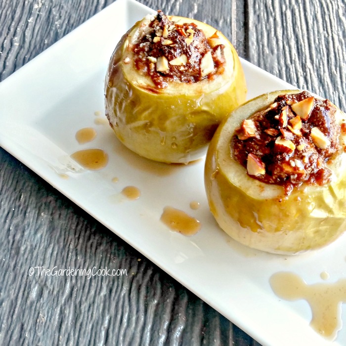 Warm Paleo Nutella Cranberry Baked Apples