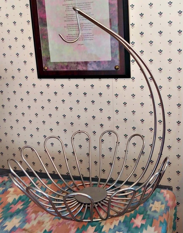 Banana holder basket