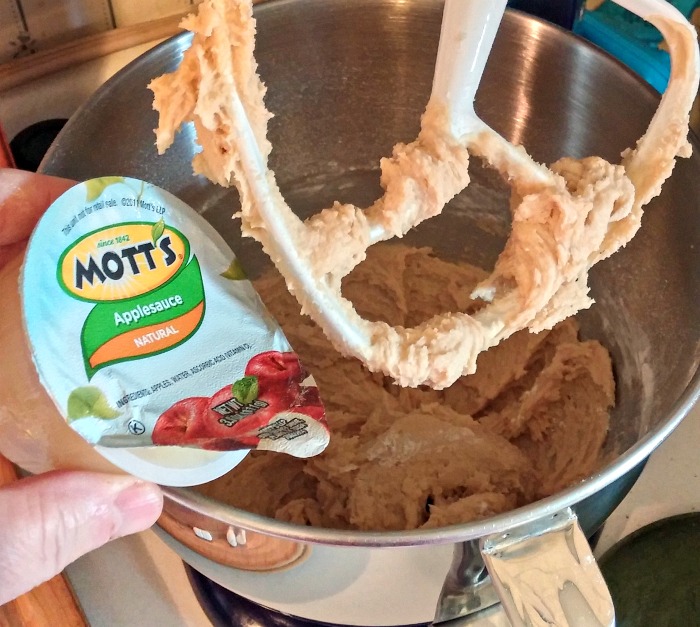 Applesauce to batter mixture