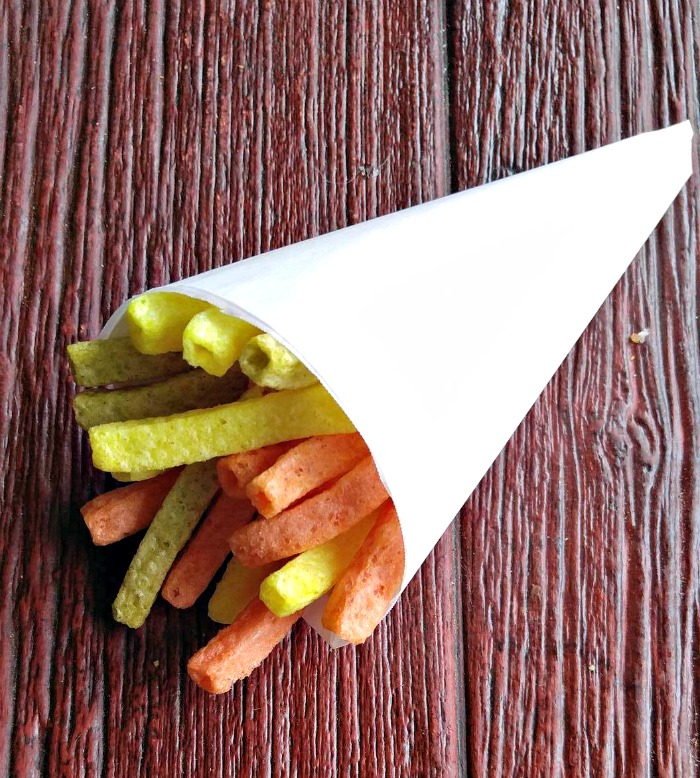food cone made from parchment paper Use parchment paper to make snack cones.