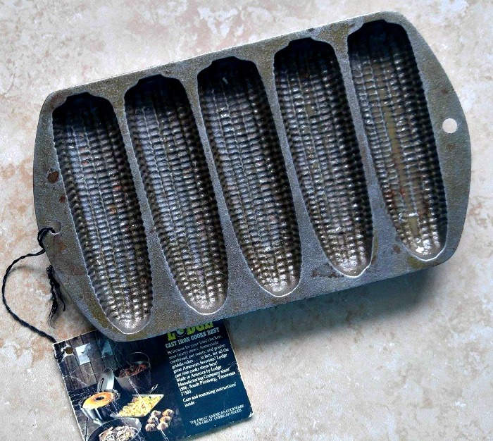 rusty cast iron corn bread pan