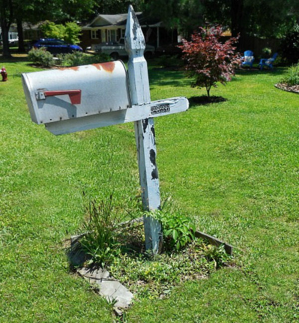 Old mailbox