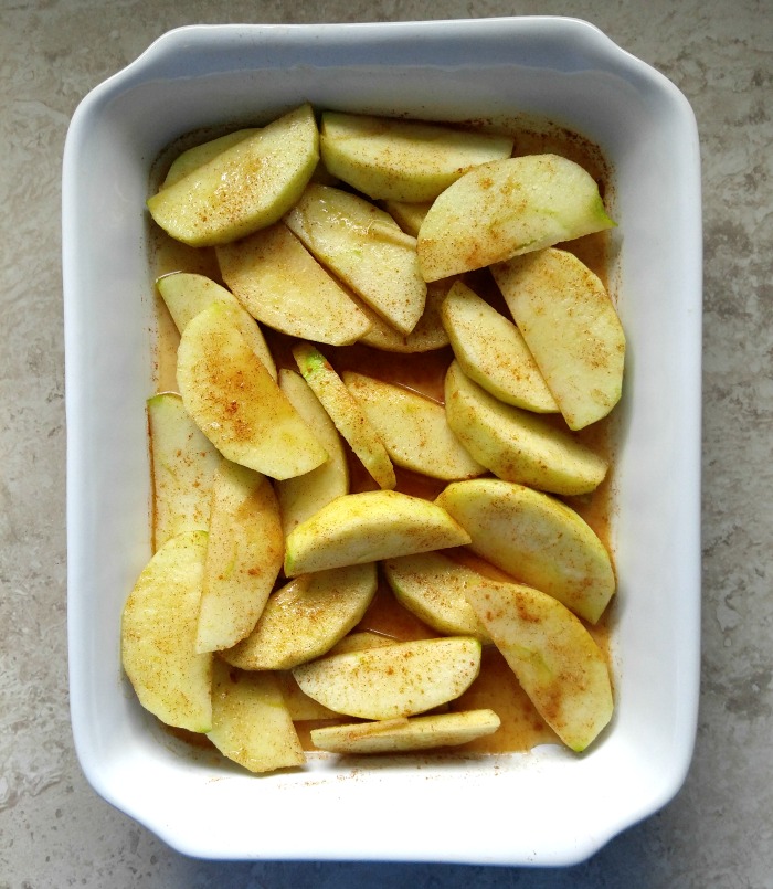 Add the brown sugar and sprinkle with cinnamon